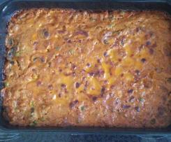 Nudelauflauf mit Gemüse und Tomatensugo