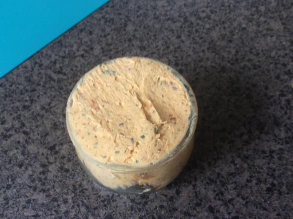 Grillbutter / Tomatenbutter