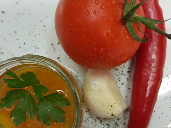 Gerrys Chili-Tomaten-Knoblauch-Butter