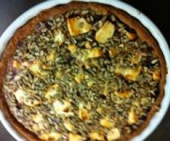 Rotkohl-Tarte mit Ziegenfrischkäse