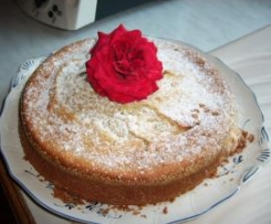 René s Eierlikörkuchen ...mit Äpfel..