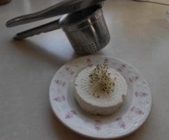  Weichkäse aus Biomilch mit grünem Pfeffer selbst gemacht