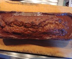 Nusskuchen mit Zimt-Zuckerglasur