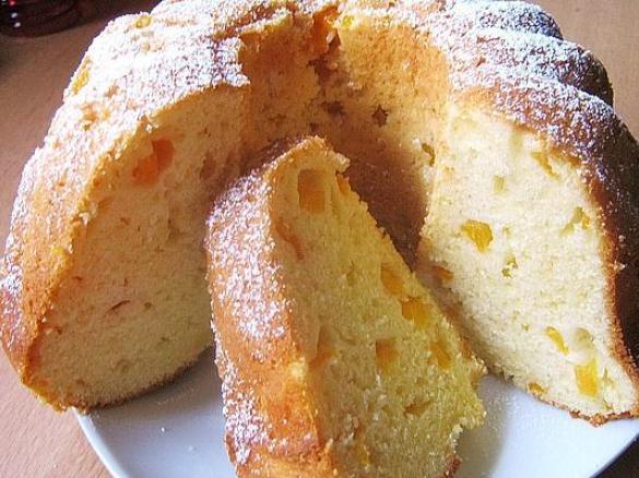 Aprikosen - Quark - Gugelhupf