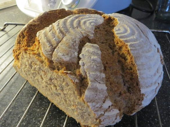 Buttermilch-Sesam-Brot