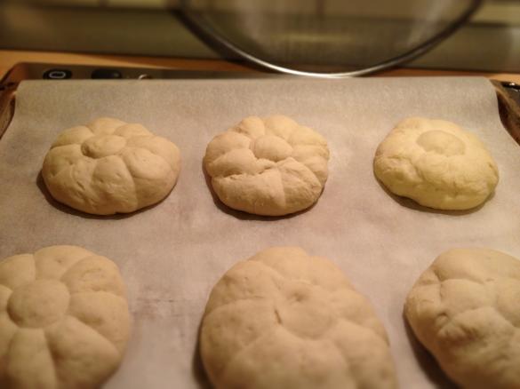 Sonntagssemmeln oder Sternsemmeln