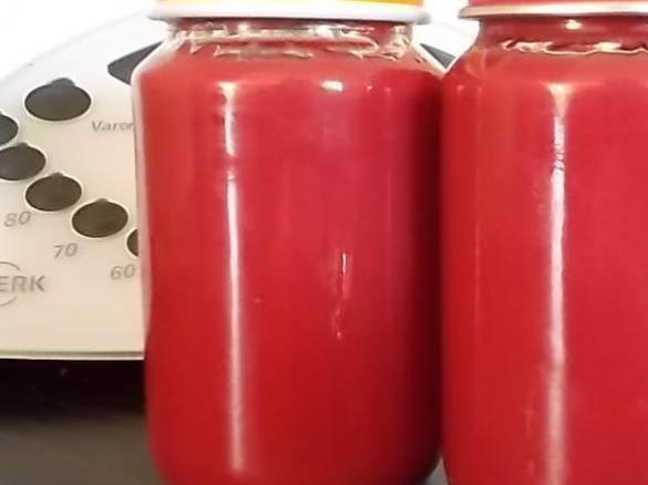 Pluot/Himbeer/Bananen-Brei mit Keks