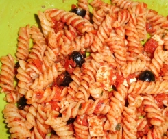 Spanischer Nudelsalat