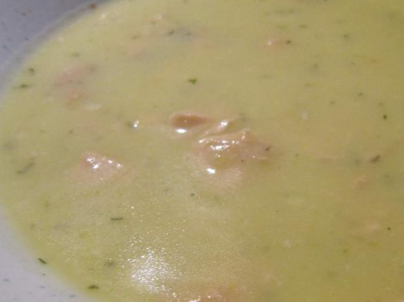 Schwedische Lachssuppe