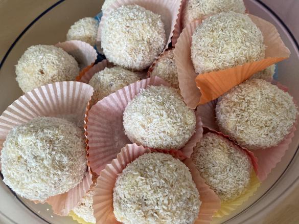 Kokos-Schneebällchen