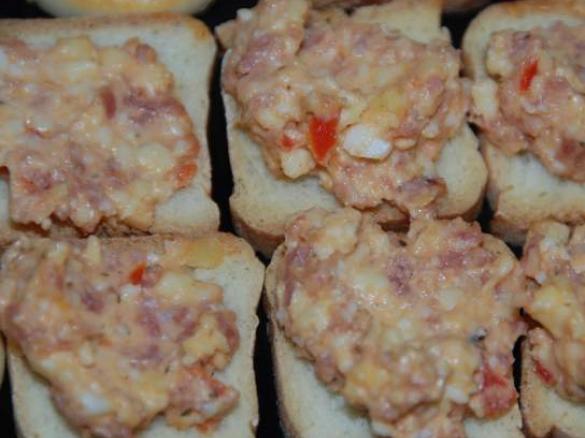 Toastaufstrich Käse salami