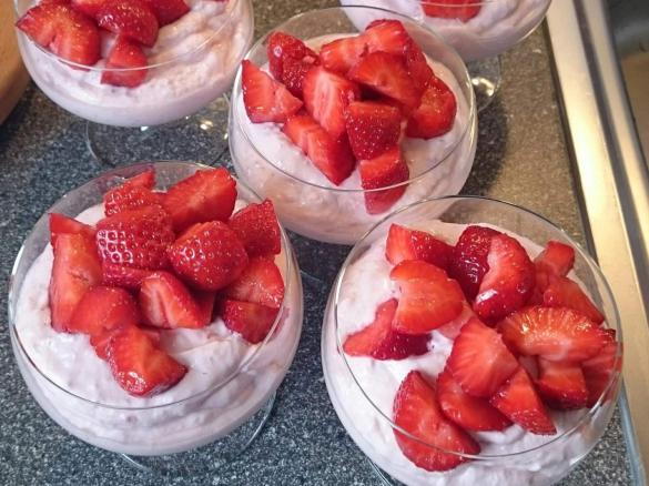 Erdbeer-Mascarpone-Dessert