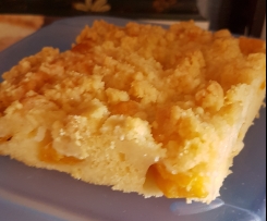 Saftiger Streuselkuchen mit Pfirsich