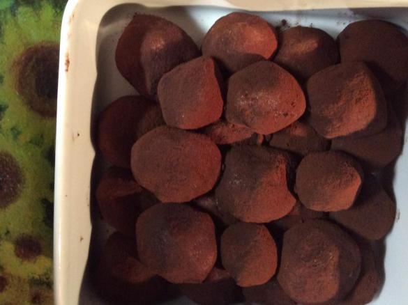 Mandel-Cassis-Kugeln