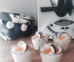 Mandarinen-Quark-Creme mit Schokoküssen