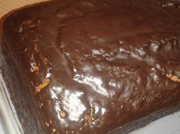 Saftiger Zucchinikuchen (Nusskuchen)