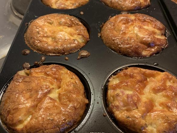 Mini Quiche Lorraine mit Gruyere Käse