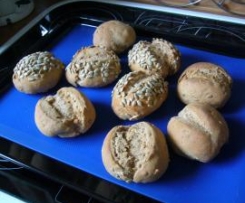 Vollkornbrötchen mit Joghurt