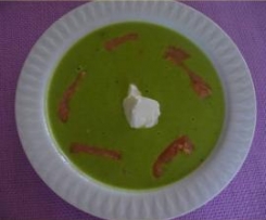 Feine Erbsenrahmsuppe