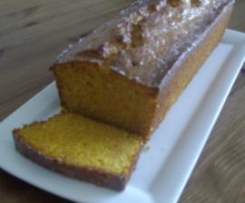 Saftiger Möhren-Kokos-Kuchen