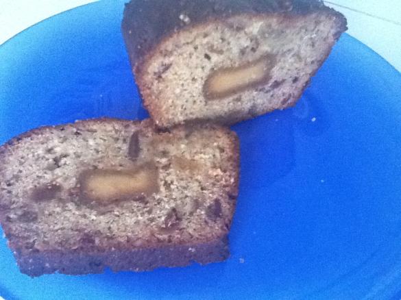 Quarkstollen mit Datteln und Feigen