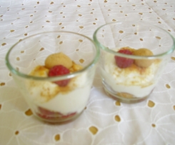 Amarettini-Himbeer-Dessert