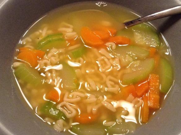 Klare Gemüsesuppe - ideal für Kinder