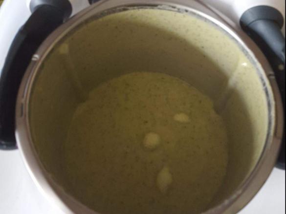 Schnelle Zucchini-Suppe