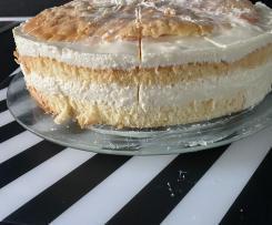 Käse-Sahne-Torte (3-stufig mit Eierlikör)