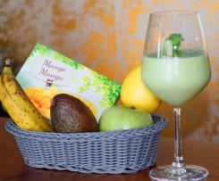 Avocado-Bananen-Mango-Smoothie mit Spinat