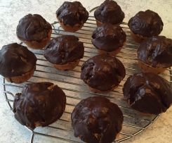 Muffins mit Heidelbeerfüllung & Schokoladenguss