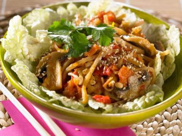 Warmer Gemüsesalat mit Chinakohl