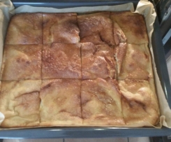 Knusprige Ofenpfannkuchen mit Zimt und Zucker