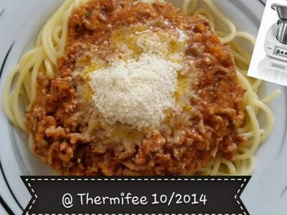 Thermifees "stückige" Bolognesesoße