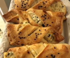Pogaca -  türkische Teigtaschen mit 2 Füllungen