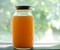 Hühnerbrühe (Chicken Stock)