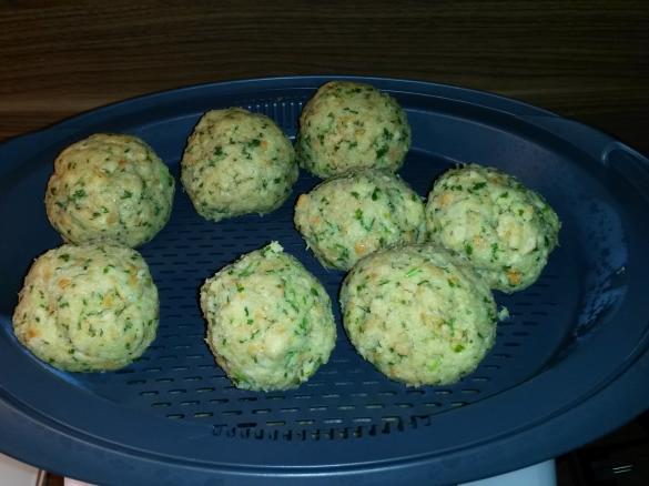 Semmelknödel, Semmelklöse, Serviettenkloß