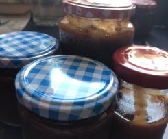 Pflaumen Aprikosen Marmelade mit Rum