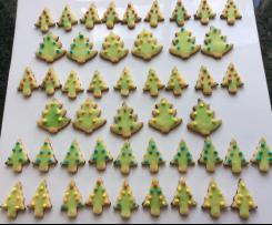 Plätzchen für die Weihnachtstorte zum Verzieren