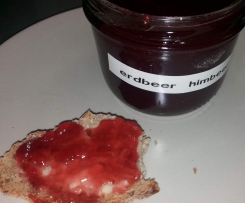Erdbeer-Himbeergelee