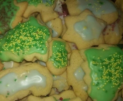 Ausstecherle, Kekse zum Ausstechen, Weihnachtsplätzchen