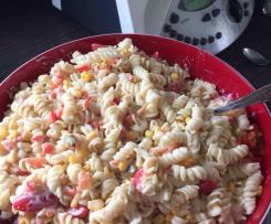 Tomaten - Nudel - Salat / Tomatennudelsalat/ Nudelsalat