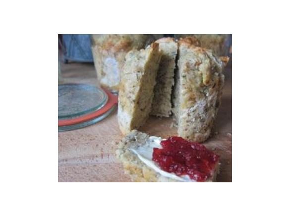 Kerniger Frühstücks- Kuchen im Weckglas