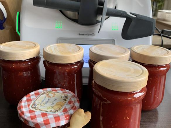 Mango-Himbeer-Möhren Konfitüre mit Schuss