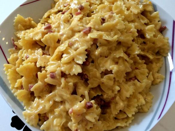 Nudeln mit Carbonara (ohne Sahne!)