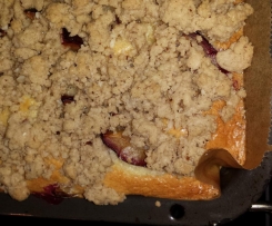 Zwetschgen-Eierlikör-Nussstreußel-Kuchen