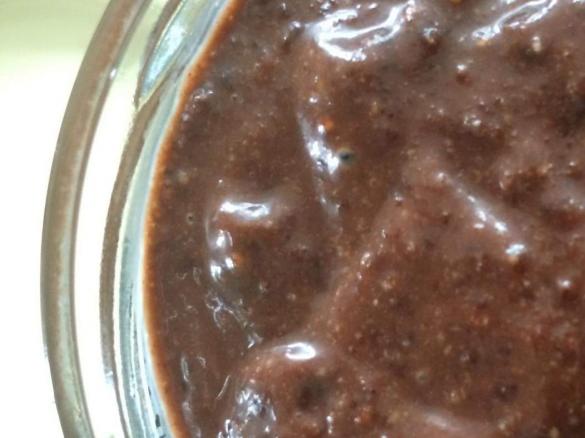 Kakao-Haselnuss-Aufstrich -nach Deliciously Ella