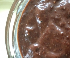 Kakao-Haselnuss-Aufstrich -nach Deliciously Ella