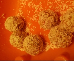 Mango-Cashew Energiekugeln / Clean Eating Pralinen, Vegane Pralinen, fruchtige Energiebällchen