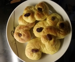 Lussekatter schwedisches Hefegebäck